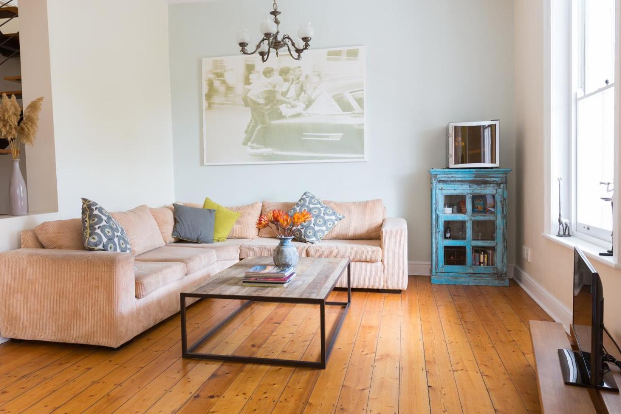 Six On Scott Bed & Breakfast Cape Town Exterior photo